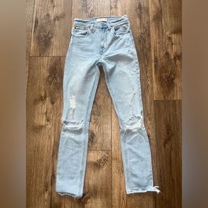 Abercrombie The Skinny High Rise size 23 long light wash
